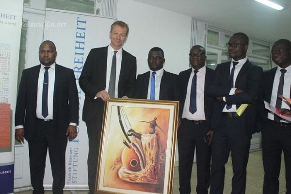 R&eacute;gion Afrique de l&rsquo;ouest : Jochen Hoettche remplace Inge Herbert &agrave; la direction de la fondation allemande Friedrich Naumann