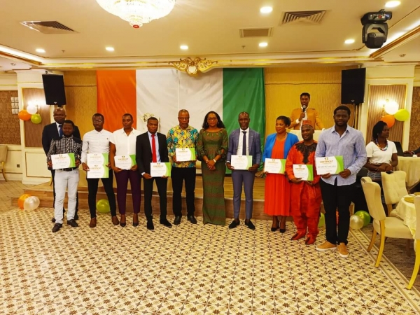 A l'occasion de la c&eacute;l&eacute;bration de la f&ecirc;te de l'ind&eacute;pendance, SEM Khadidjata TOURE, Ambassadeur de C&ocirc;te d'Ivoire en T&uuml;rkiye rencontre sa communaut&eacute;