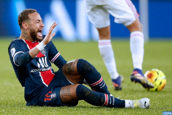 PSG: l&rsquo;examen de Neymar av&eacute;r&eacute; &laquo; rassurant &raquo;