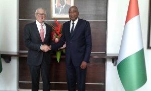 C&ocirc;te d&rsquo;Ivoire : G&eacute;n&eacute;ral Electric veut relever les plateaux techniques des h&ocirc;pitaux nationaux