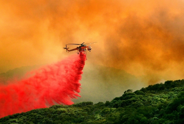 Incendies au Canada: L&rsquo;arm&eacute;e &agrave; la rescousse