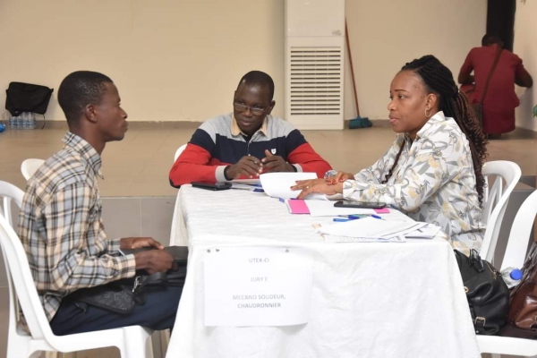 C&ocirc;te d'Ivoire/ Ecole de la Deuxi&egrave;me Chance (E2C) : 1 600 Jeunes d&eacute;j&agrave; auditionn&eacute;s dans le cadre du recrutement UTEX-CI, PALMCI et OLAM