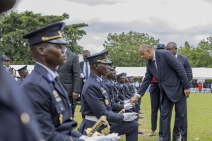 C&ocirc;te d&rsquo;Ivoire/ D&eacute;fense : Acad&eacute;mie des forces arm&eacute;es de Zambakro : Le Premier Ministre pr&eacute;side la c&eacute;r&eacute;monie de remise d&rsquo;&eacute;paulette des officiers
