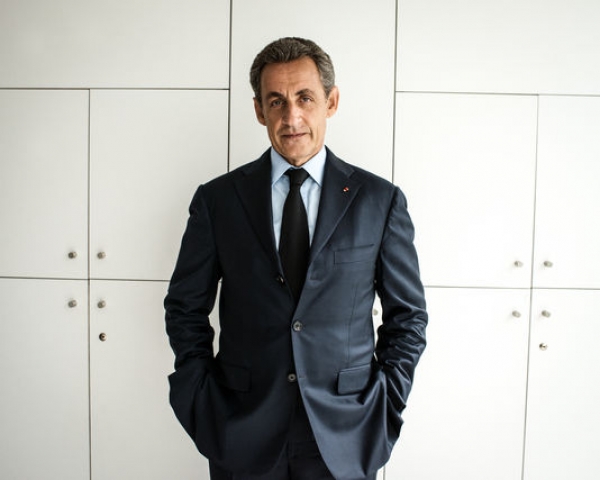 France-Sarkozy : "J&rsquo;ai d&eacute;cid&eacute; d&rsquo;&ecirc;tre candidat &agrave; l&rsquo;&eacute;lection pr&eacute;sidentielle de 2017"