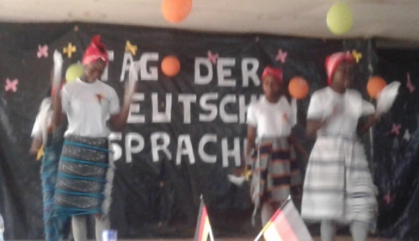 Des prestations d'&eacute;l&egrave;ves des clubs d'allemand