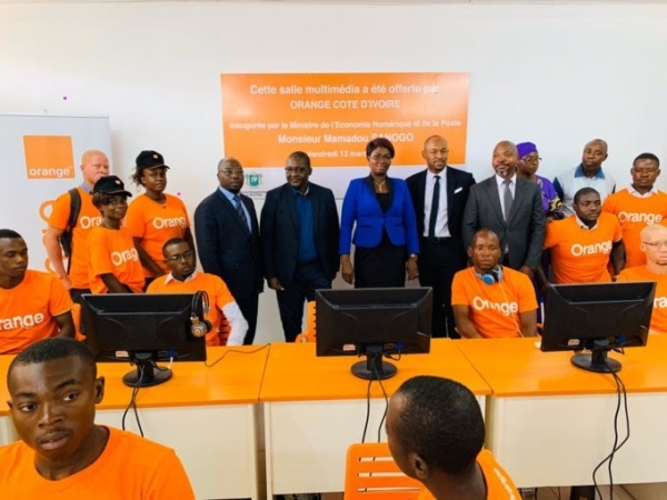 C&ocirc;te d&rsquo;Ivoire/ Orange s&rsquo;engage pour l&rsquo;inclusion num&eacute;rique des &eacute;tudiants en situation de handicap