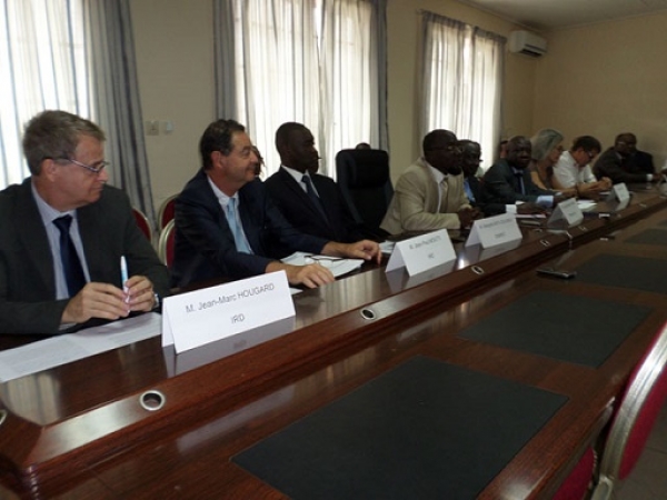 C&ocirc;te d&rsquo;Ivoire/ Le PDG de l&rsquo;IRD encourage la recherche en entomologie m&eacute;dicale