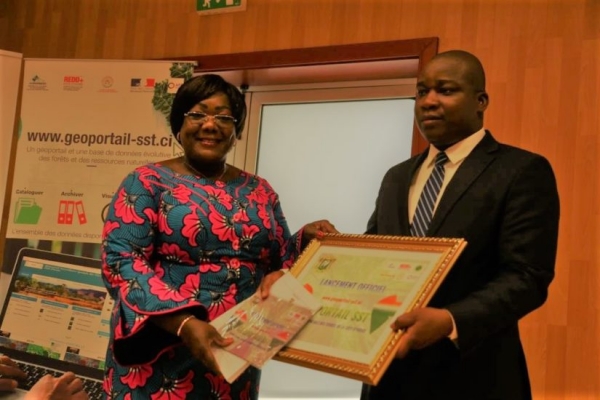 La C&ocirc;te d&rsquo;Ivoire se dote d&rsquo;un g&eacute;oportail pour la surveillance de ses terres