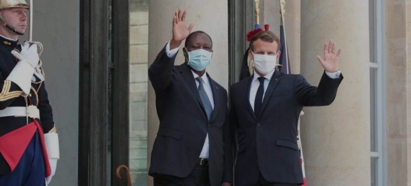 Coop&eacute;ration ivoiro-fran&ccedil;aise : les Pr&eacute;sidents Alassane Ouattara et Emmanuel Macron "se f&eacute;licitent de l&rsquo;excellence de leurs relations"