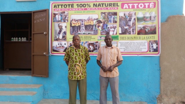 Le magasin de vente du produit traditionnel "Attot&eacute;" r&eacute;put&eacute; aphrodisiaque