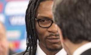 Football : Rigobert Song a &eacute;t&eacute; op&eacute;r&eacute; avec succ&egrave;s