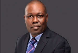 Banque: : Ade Ayeyemi nouveau directeur g&eacute;n&eacute;ral de Ecobank