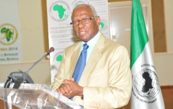 B&acirc;tisseurs de l&rsquo;&eacute;conomie africaine : Le doyen Babacar Ndiaye re&ccedil;oit l&rsquo;Award des Awards