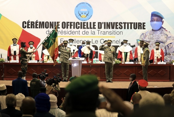 Mali: Le pr&eacute;sident de la transition pr&ocirc;ne l&rsquo;union