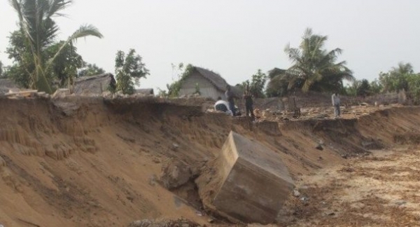 Le ph&eacute;nom&egrave;ne de l'&eacute;rosion &agrave; Lahou-Kpanda (ph d'archives)