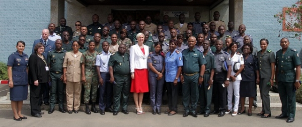 C&ocirc;te d&rsquo;Ivoire : La f&eacute;minisation des arm&eacute;es au centre d&rsquo;une formation des officiers et sous officiers de la sous-r&eacute;gion