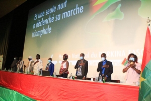 Burkina-Faso/Pr&eacute;sidentielle 2020 : depuis Abidjan, la diaspora Bukinab&egrave; choisit Roch Marc Kabor&eacute;