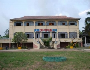 C&ocirc;te d&rsquo;Ivoire-Coop&eacute;ration : 21 millions de l&rsquo;ambassade des USA au Mus&eacute;e du costume de Grand-Bassam