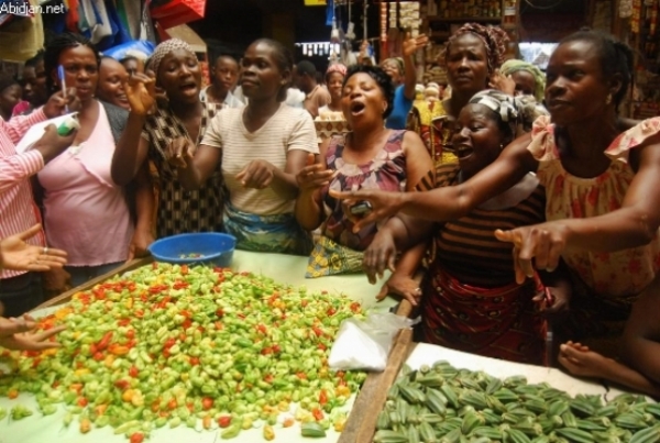 Pr&eacute;sidentielle 2015 : les femmes du secteur du vivrier se mobilisent pour le candidat du RHDP