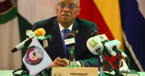 Burkina: la CEDEAO &ldquo;inqui&egrave;te&rdquo; de la transition