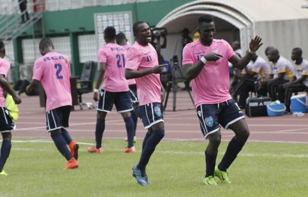 C&ocirc;te d'Ivoire/Covid-19 : la FIF met fin aux comp&eacute;titions de football. Le RCA sacr&eacute; champion !