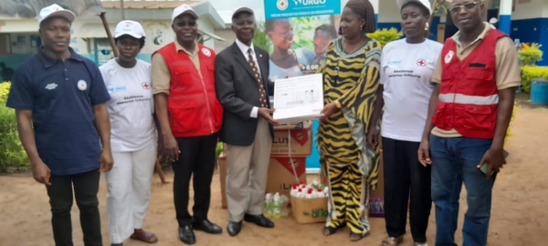 Taabo : La Croix Rouge &eacute;quipe le centre de sant&eacute; rural