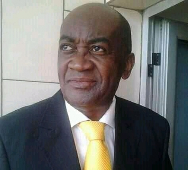 COVID 19-Musique : En Slam, Thomas Makaya D&eacute;clame Contre La &laquo; Virulence D&rsquo;un Virus &raquo;