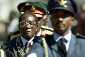 Zimbabwe: Le pr&eacute;sident Mugabe conclut son discours sans annoncer sa d&eacute;mission