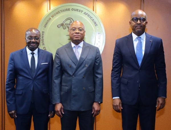 BCEAO/Audience : Jean-Claude Kassi Brou re&ccedil;oit Faman Tour&eacute; et Birahim Diouf