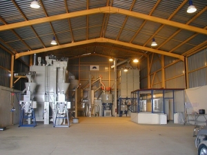 Une usine de fabrication d&rsquo;aliment de b&eacute;tail (Image d'archive &agrave; titre d'illustration)