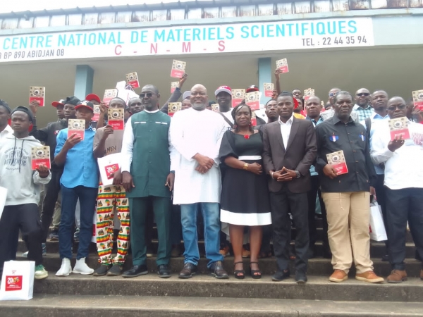 C&ocirc;te d'Ivoire/Litt&eacute;rature : Alaf&eacute; Wakili analyse les coups d&rsquo;&Eacute;tat &agrave; travers son livre "Canputschfoot