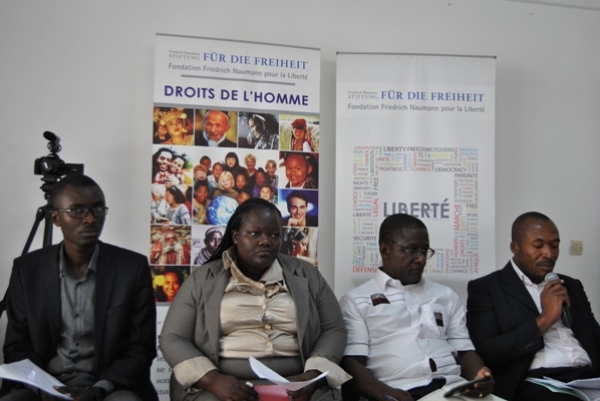 C&ocirc;te d&rsquo;Ivoire : le projet de r&eacute;vision de la constitution fait d&eacute;bat