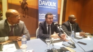 Le candidat Erwan Davoux au centre entend oeuvrer pour la prise en compte des Fran&ccedil;ais de l'&eacute;tranger