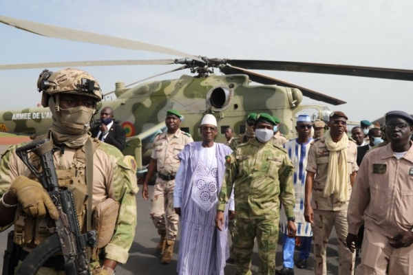 Burkina/Mali: La coop&eacute;ration militaire renforc&eacute;e