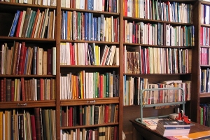 D&eacute;dicace de l&rsquo;&oelig;uvre  &laquo; Adama Ou&eacute;draogo, une vie de pasteur: la vie et l'&oelig;uvre de l'homme &raquo;