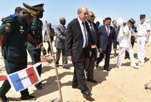La France veut &laquo; enrayer &raquo; le &laquo; mal &raquo; du terrorisme en Afrique de l&rsquo;Ouest (Le Drian)