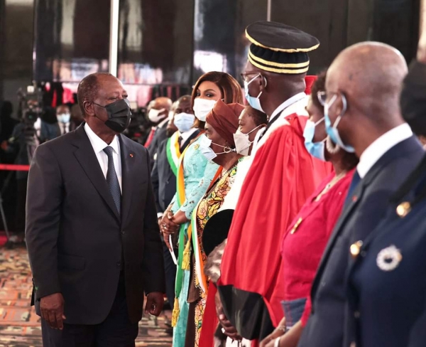 &Eacute;changes de v&oelig;ux avec les corps constitu&eacute;s : la C&ocirc;te d&rsquo;Ivoire dispose de ressorts pour lui permettre de poursuivre son d&eacute;veloppement (Alassane Ouattara)