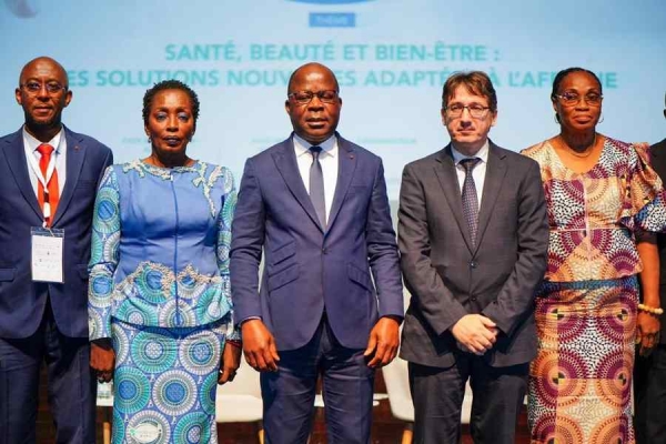 3eme Edition d&rsquo;Africa Sant&eacute; Expo &agrave; Abidjan : Le Ministre de la Sant&eacute;, Pierre Dimba, ouvre officiellement les activit&eacute;s