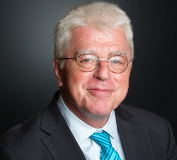 Pr&eacute;sidentielle 2015-SEM Claus Auer Bernard : &laquo;&hellip;Il faut une &eacute;lection libre et transparente pour un retour de la C&ocirc;te d&rsquo;Ivoire dans la vie politique normale &raquo;