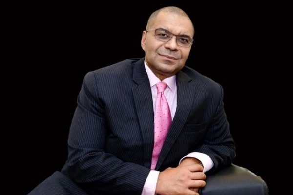 M. Andrew Alli, Pr&eacute;sident Directeur G&eacute;n&eacute;ral de AFC