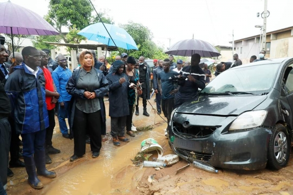 C&ocirc;te d'Ivoire/ D&eacute;c&egrave;s et d&eacute;g&acirc;ts mat&eacute;riels suite aux pluies diluviennes: une d&eacute;l&eacute;gation gouvernementale aupr&egrave;s des familles