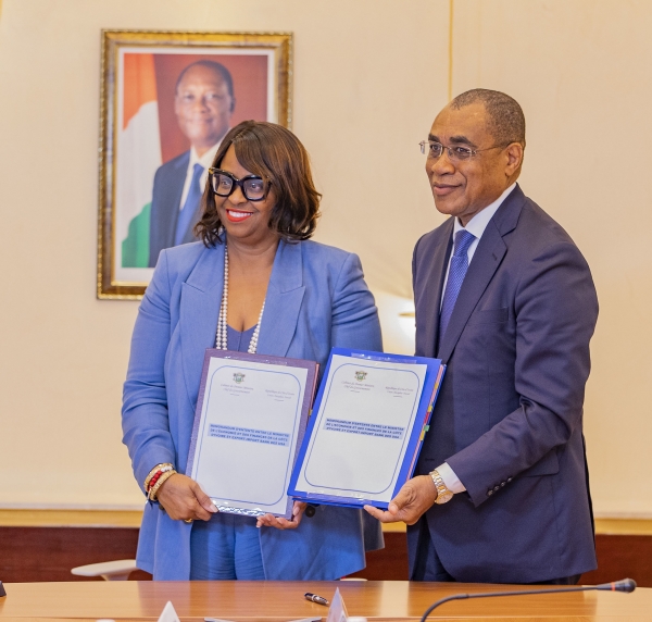 Commerce: la C&ocirc;te d'Ivoire et les USA signent un m&eacute;morandum d'accord pour accroitre leurs &eacute;changes