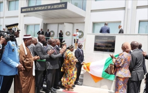 C&ocirc;te d'Ivoire/ Minist&egrave;re de l'Int&eacute;rieur et de la S&eacute;curit&eacute;: le Vice- Pr&eacute;sident Ti&eacute;moko Meyliet Kon&eacute; inaugure le nouveau si&egrave;ge du plateau