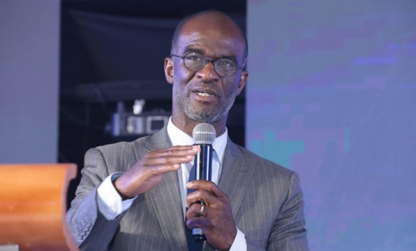 C&ocirc;te d&rsquo;Ivoire-Stanislas Z&eacute;z&eacute;(Pdg Bloomfield Investment): &laquo;(&hellip;) on met des garanties pour aider les PME qui ont des probabilit&eacute;s de d&eacute;faut &eacute;tabli &raquo;