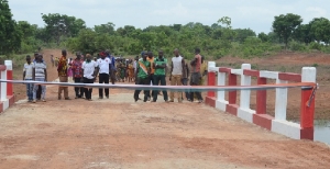 La r&eacute;alisation des ouvrages annonc&eacute;s va d&eacute;senclaver un grand nombre de villages de la r&eacute;gion du Poro (Photo d'archives)