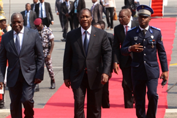 Le Pr&eacute;sident Ouattara a quitt&eacute; Abidjan pour plusieurs sommets en Europe et en Afrique