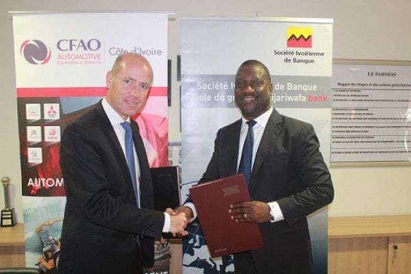 Le PDG de CFAO, Fabrice Creisquer et le DG de la SIB, Daouda Coulibaly, le 8 juin 2016 