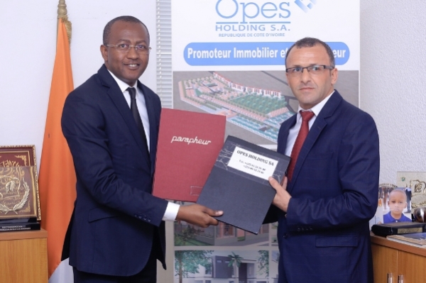 Siriki SANGARE, PDG  de OPES HOLDING, et Murtaza Okumus, PDG de IkDAM TURC-CI .SA.