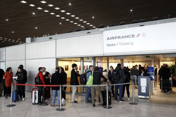 Covid-19: L&rsquo;UE adopte des crit&egrave;res communs de restrictions de voyage