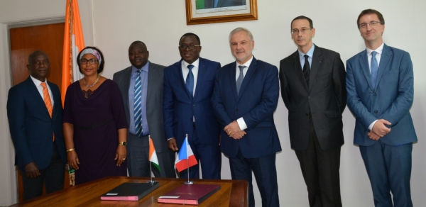 Le Consulat G&eacute;n&eacute;ral de France accompagne la F&eacute;d&eacute;ration Ivoirienne de Rugby